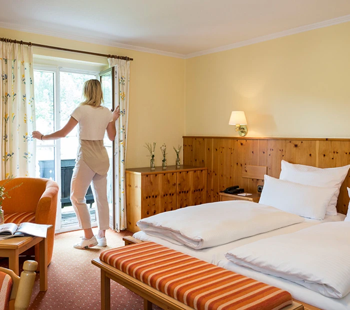 Wirtshauszimmer – Komfort-Doppelzimmer Südseite mit Balkon