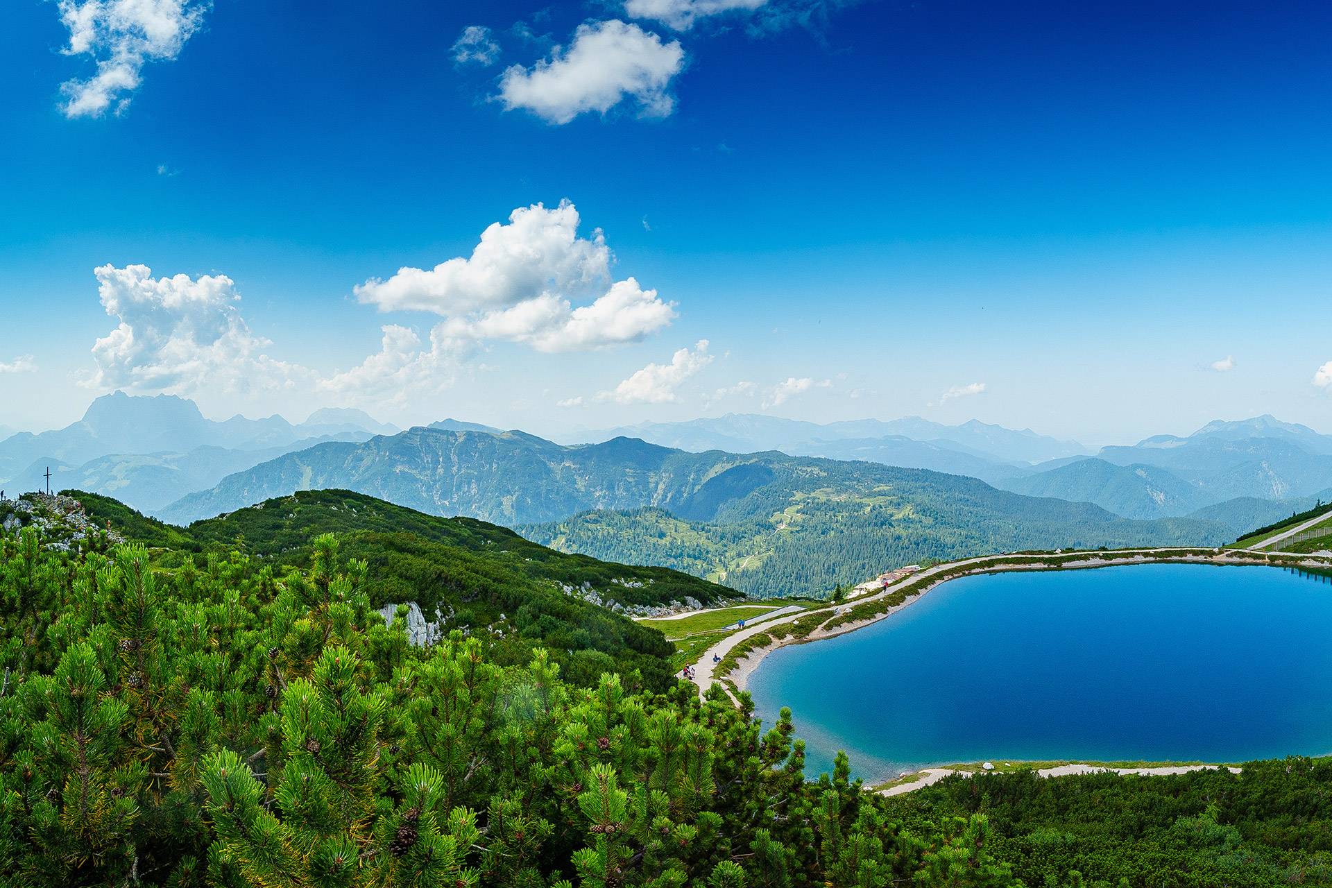 Steinplatte Hochplateau Chiemgauer Alpen mit Speichersee