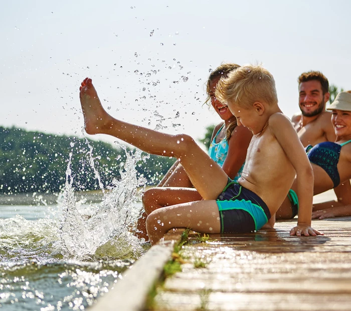 Familien-Badespaß am Chiemsee